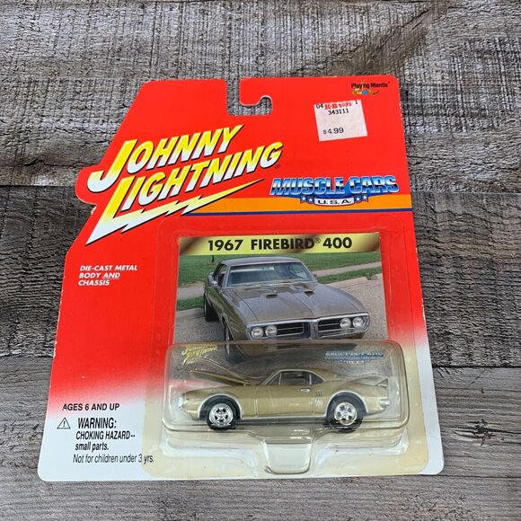 1967 Pontiac Firebird 400 1/64 Scale Diecast By Johnny Lightning - Picture 1 of 7